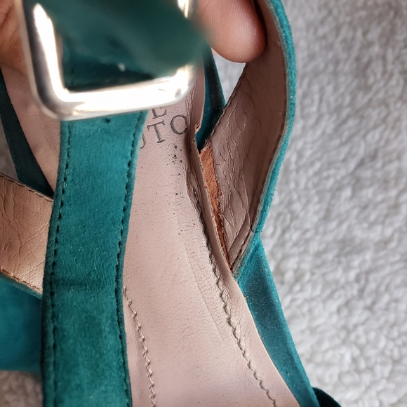 Vince Camuto suede Teal Platform Sandals - Picture 5 of 7